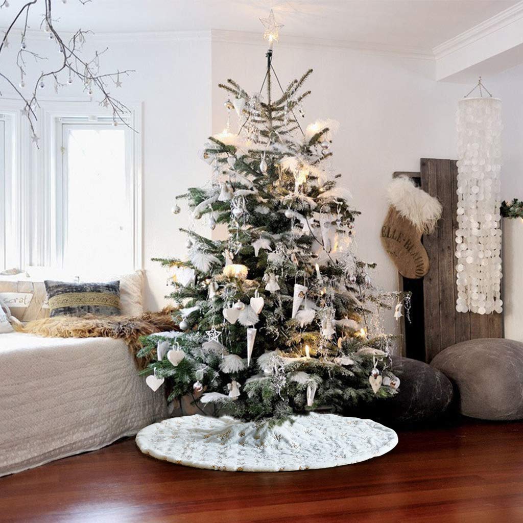Christmas Tree Skirt - 48 inches Large White Luxury Faux Fur Tree Skirt Christmas Decorations Holiday Thick Plush Tree Xmas Ornaments (White/Gold)