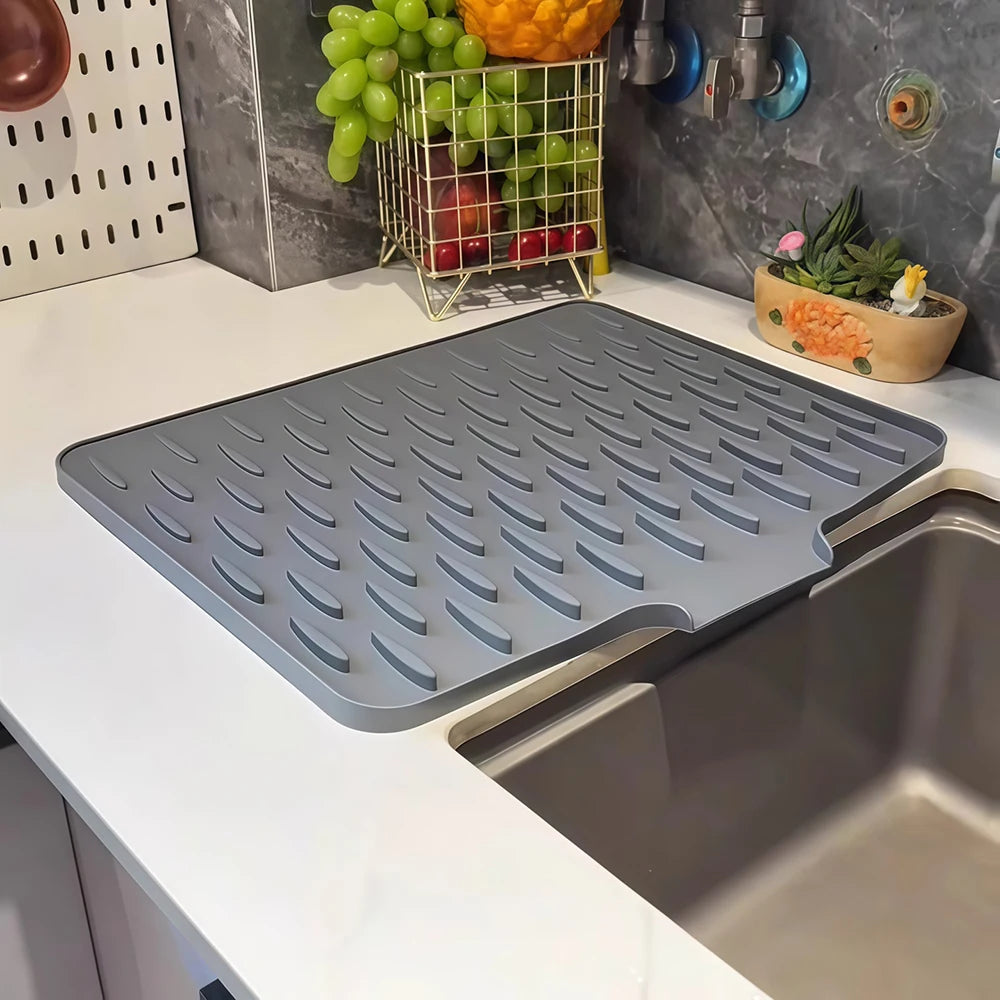 Silicone Drain Mat for Sink, Kitchen Fruit and Vegetable Dish Draining Drying Mat, Household Countertop Heat Insulation Mat