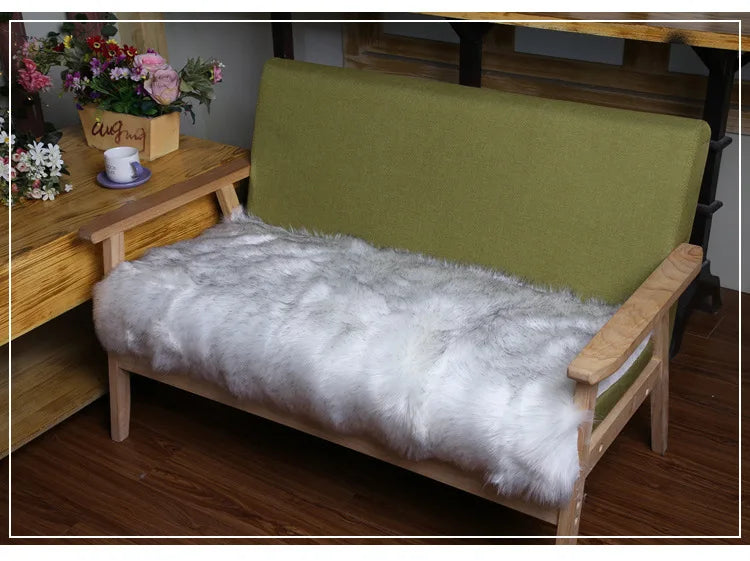 Long Soft Faux Sheepskin Fur Area Rugs Living Room Bedroom Floor Mat Shaggy Silky Plush Carpet Faux Fur Rug Decor Mats