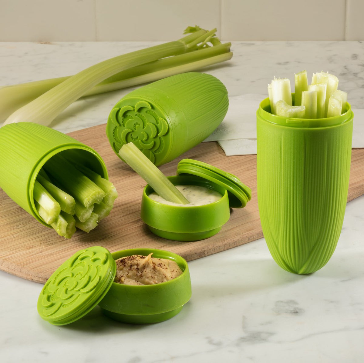 Hutzler Attack Snack Carrot & Celery Containers with Dip Cups – 2 Pack