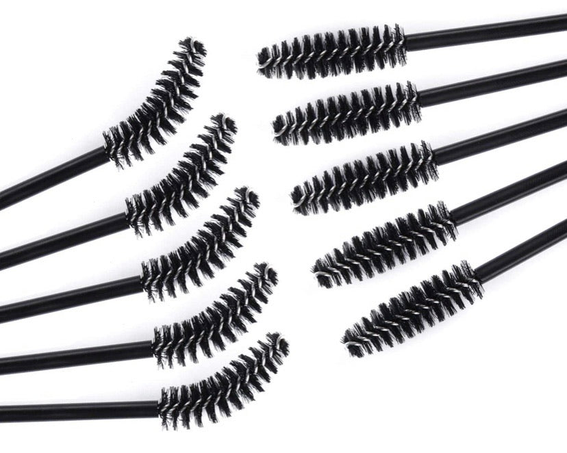 200 Disposable Mascara Wand Spoolies and Lip Brushes, Lipstick Lipgloss Applicator for Eyebrow Eyelash Extension Makeup Kits