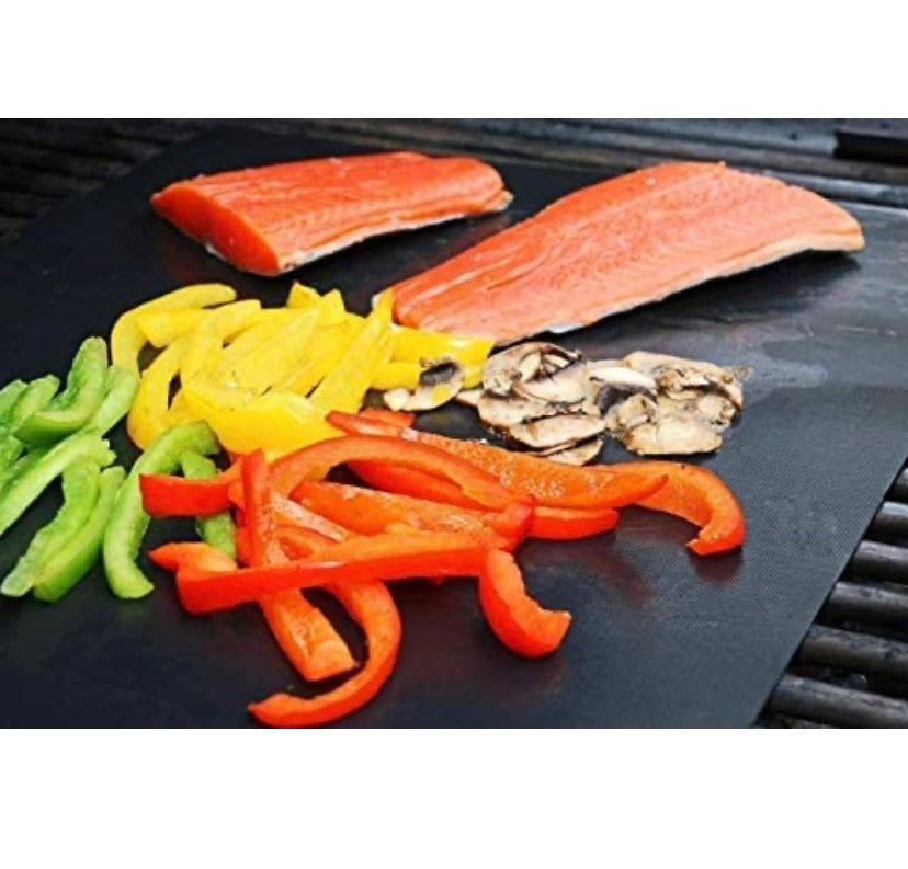 BBQ Grill Mats, 5Pcs Extsud 16 x 13 Inches Non Stick Oven Liner Teflon Cooking Mats - Perfect for Baking on Gas, Charcoal, Oven and Electric Grills - Reusable, Durable, Heat Resistant Barbecue Sheets For Grilling Meat, Veggies, Seafood