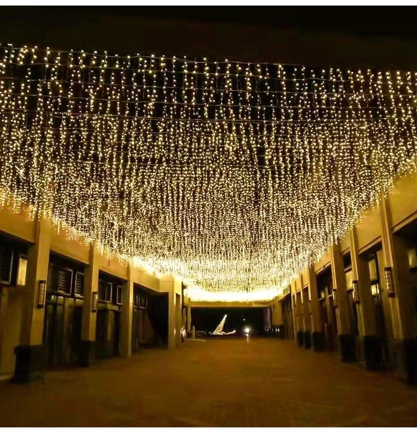 300LED Solar Curtain String Lights Wedding Holidays Party String Lights Waterproof Outdoor Indoor Christmas Light Fairy Lights for Window, House, Lawn, Garden, Patio Landscape Decoration