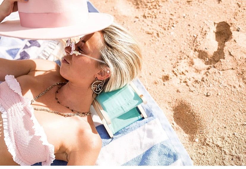 Head Beds - The Original Beach Headrest – Lightweight, Foldable and Cushioned for Extra Comfort – The New Beach Essential to accompany Your Towel, Sunglasses and Umbrella