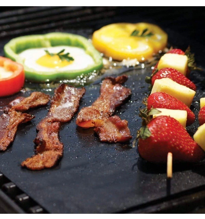 BBQ Grill Mats, 5Pcs Extsud 16 x 13 Inches Non Stick Oven Liner Teflon Cooking Mats - Perfect for Baking on Gas, Charcoal, Oven and Electric Grills - Reusable, Durable, Heat Resistant Barbecue Sheets For Grilling Meat, Veggies, Seafood