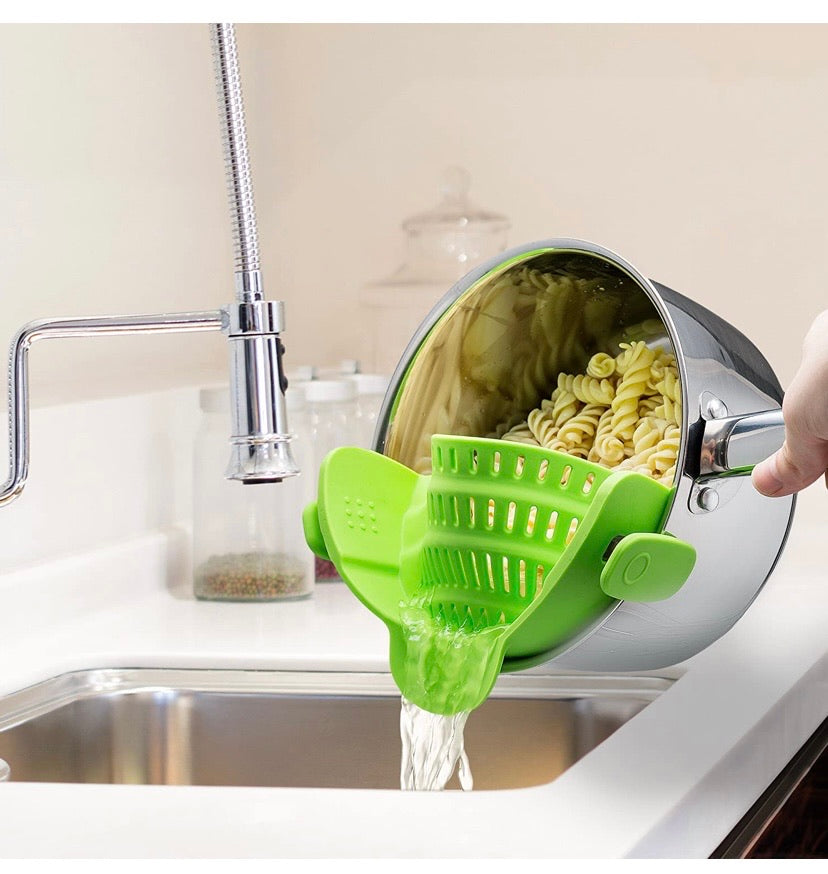 Snap 'N Strain Strainer, Clip On Silicone Colander, Fits All Pots and Bowls - Lime Green