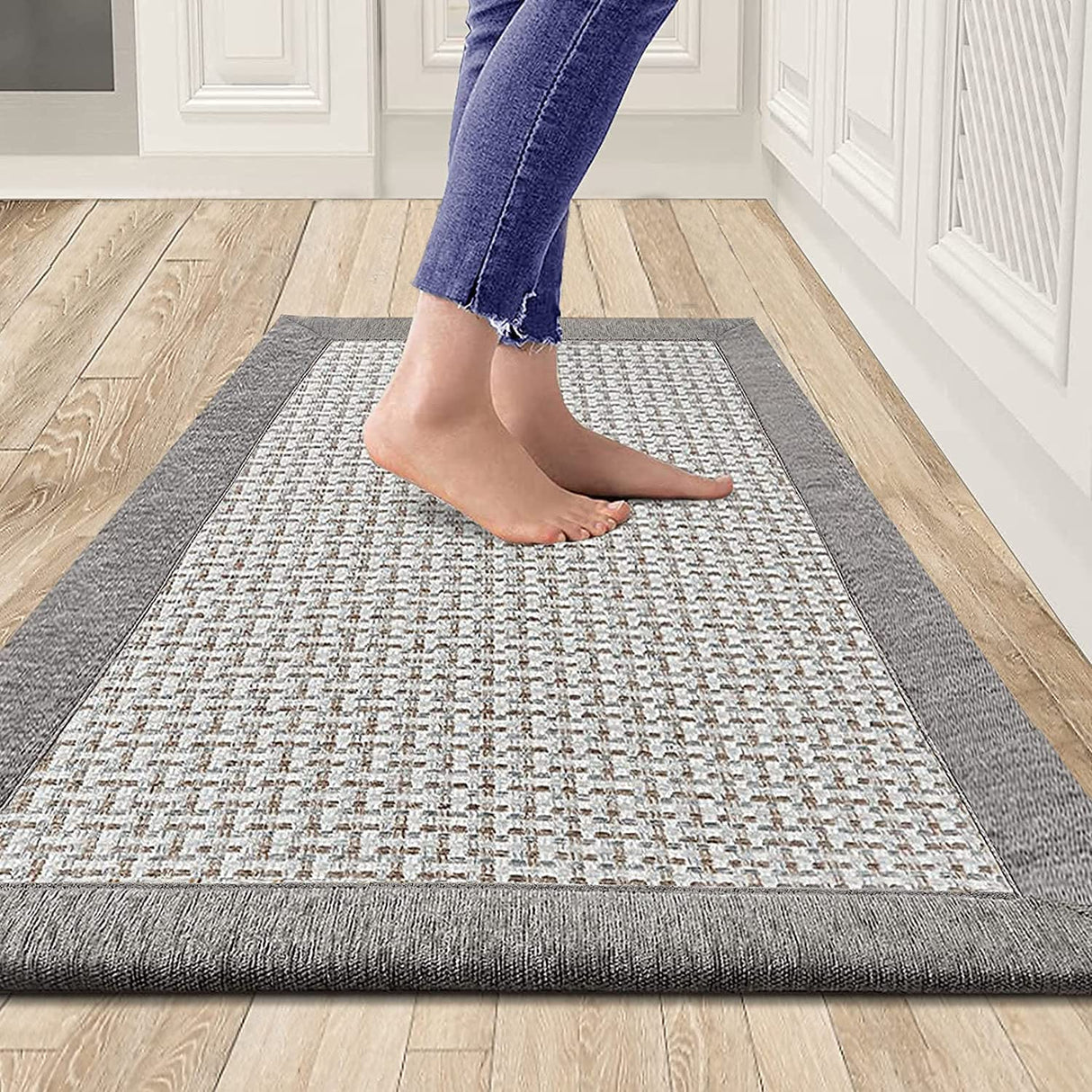Kitchen Floor Mats, Anti Slip Kitchen Sink Absorbent Rugs and Mats, Non Skid Kitchen Floor Mat, Non Slip Standing Mat Washable (Grey)