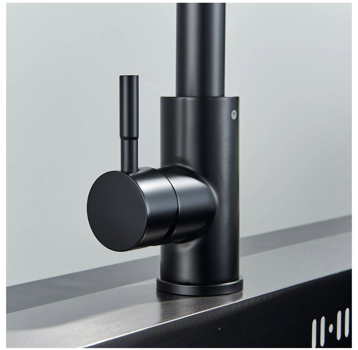 Solid Brass WELS Kitchen Mixer Tap Sink Pull-Out Faucet 360° Swivel Spout Black