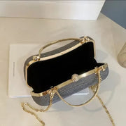 Heart-Shaped Metallic Evening Clutch with Chain – Gold or Silver