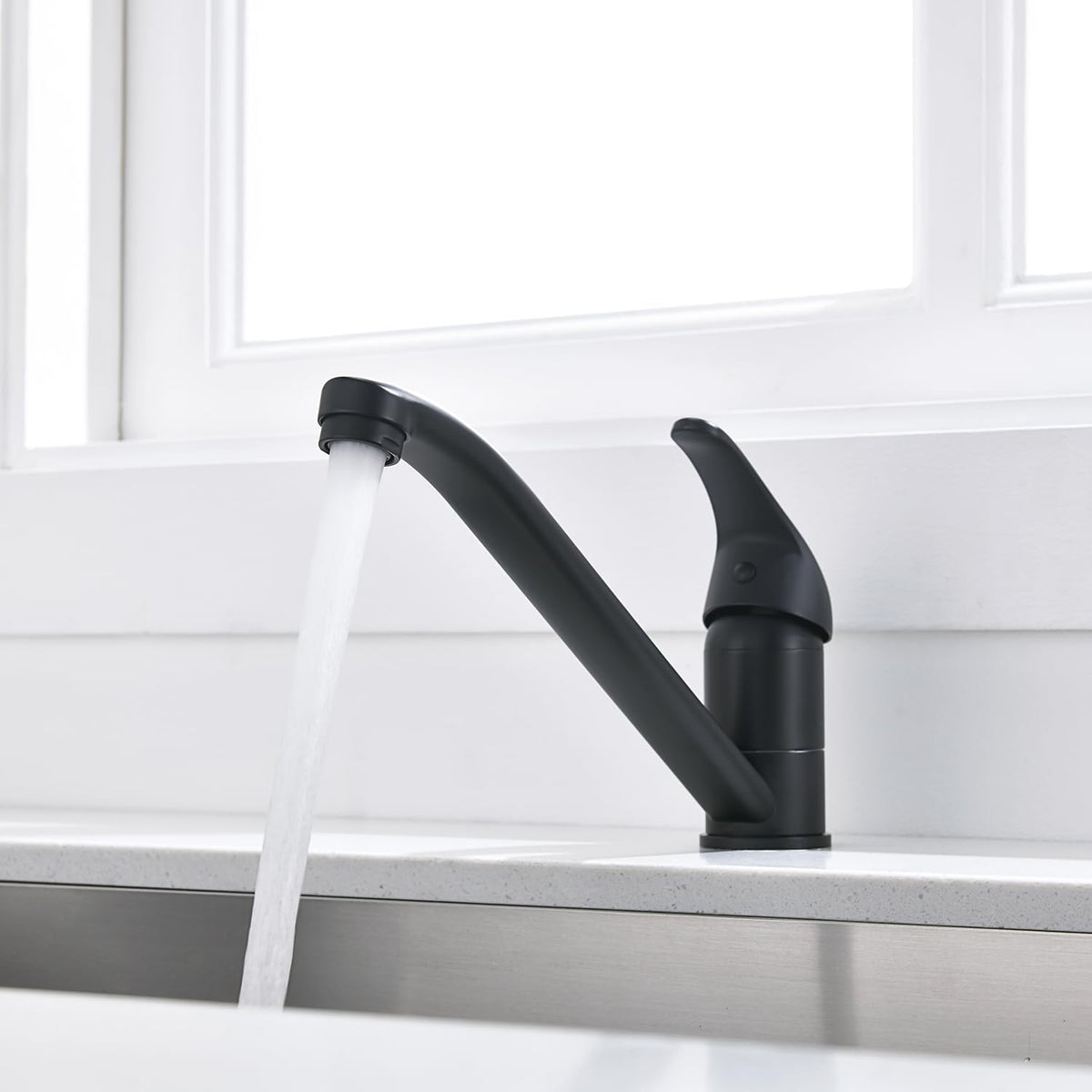 Decaura 360° Swivel Sink Mixer Tap – Matt Black