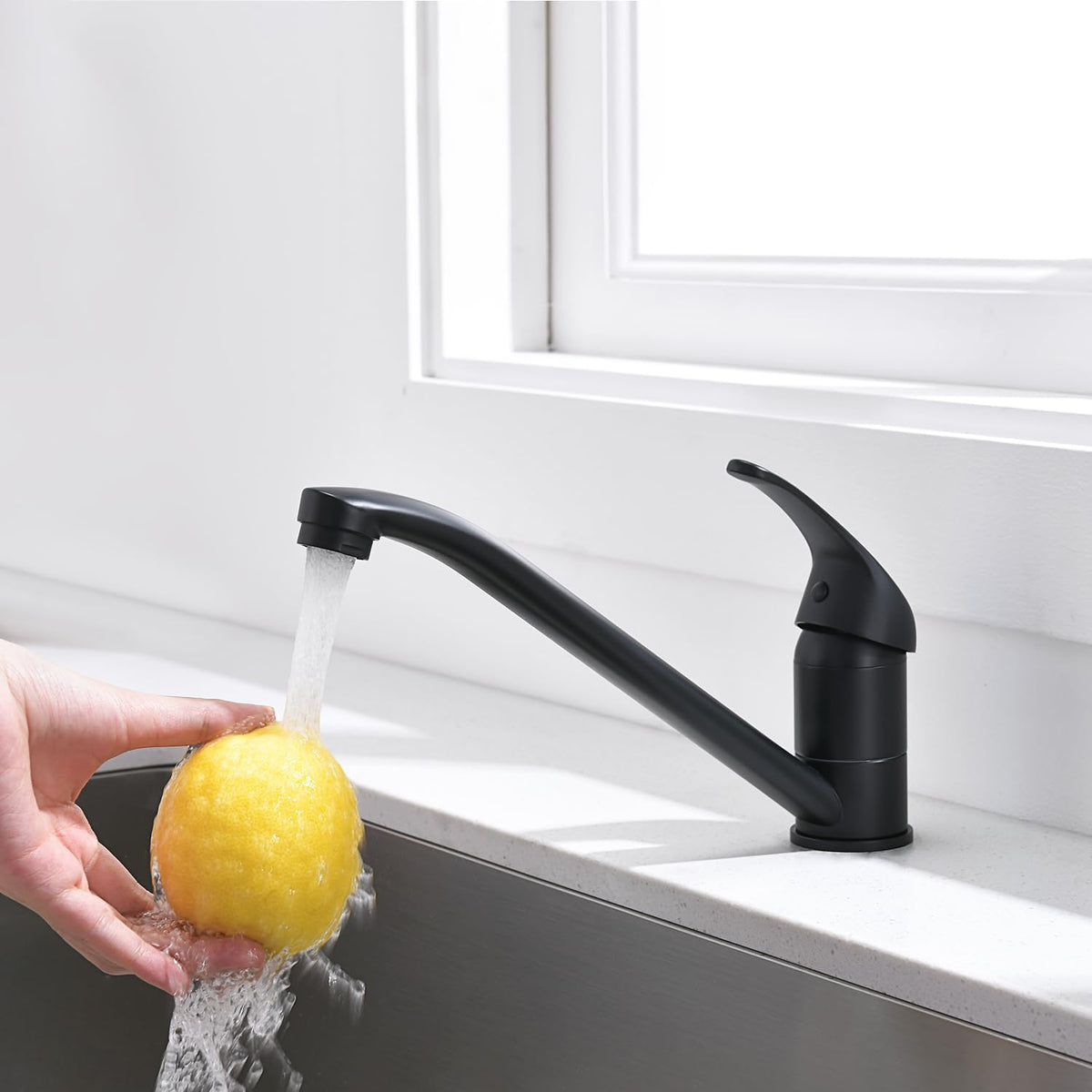 Decaura 360° Swivel Sink Mixer Tap – Matt Black
