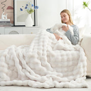 Plush Bubble Faux-Fur Throw Blanket – 14 Colour & Size Options
