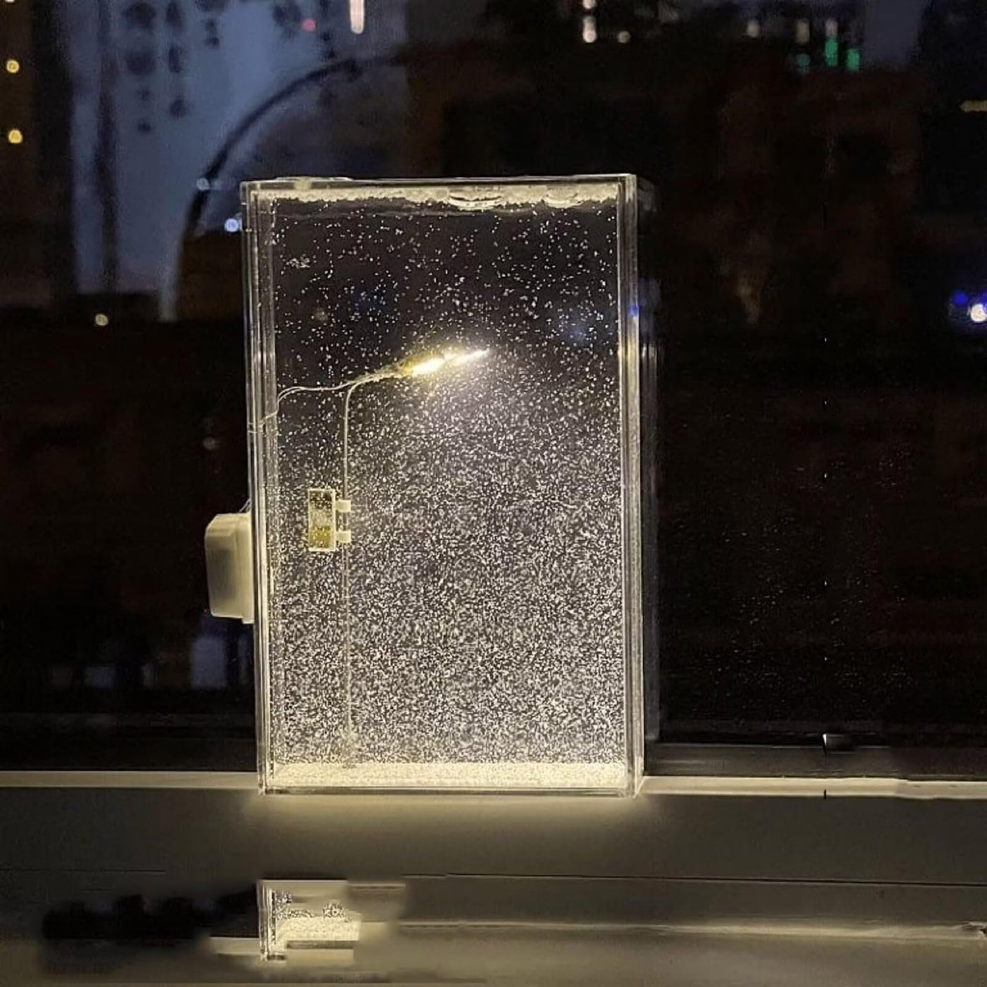 DIY Street Lamp Snow Globe, Snowy Night Light Street Lamp, DIY Christmas Desktop Decor for Birthday and Christmas.