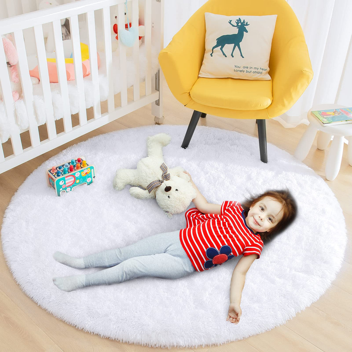 120 cm Round White Fluffy Shag Rug