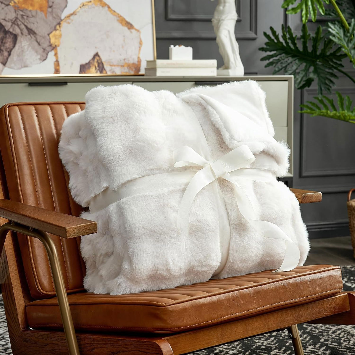 Plush Bubble Faux-Fur Throw Blanket – 14 Colour & Size Options