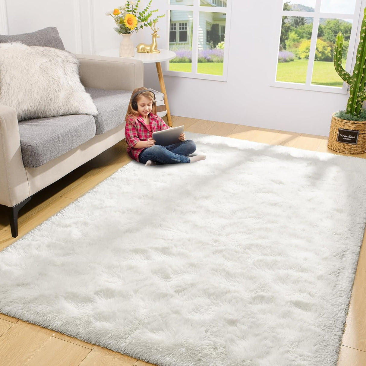 Large Area Rugs for Living Room, Ultra Soft Indoor Modern Fluffy Bedroom Carpets, Washable Furry Throw Rugs Area Carpets for Children Bedroom Home Decor Nursery Rug (White,140 x 200 CM)