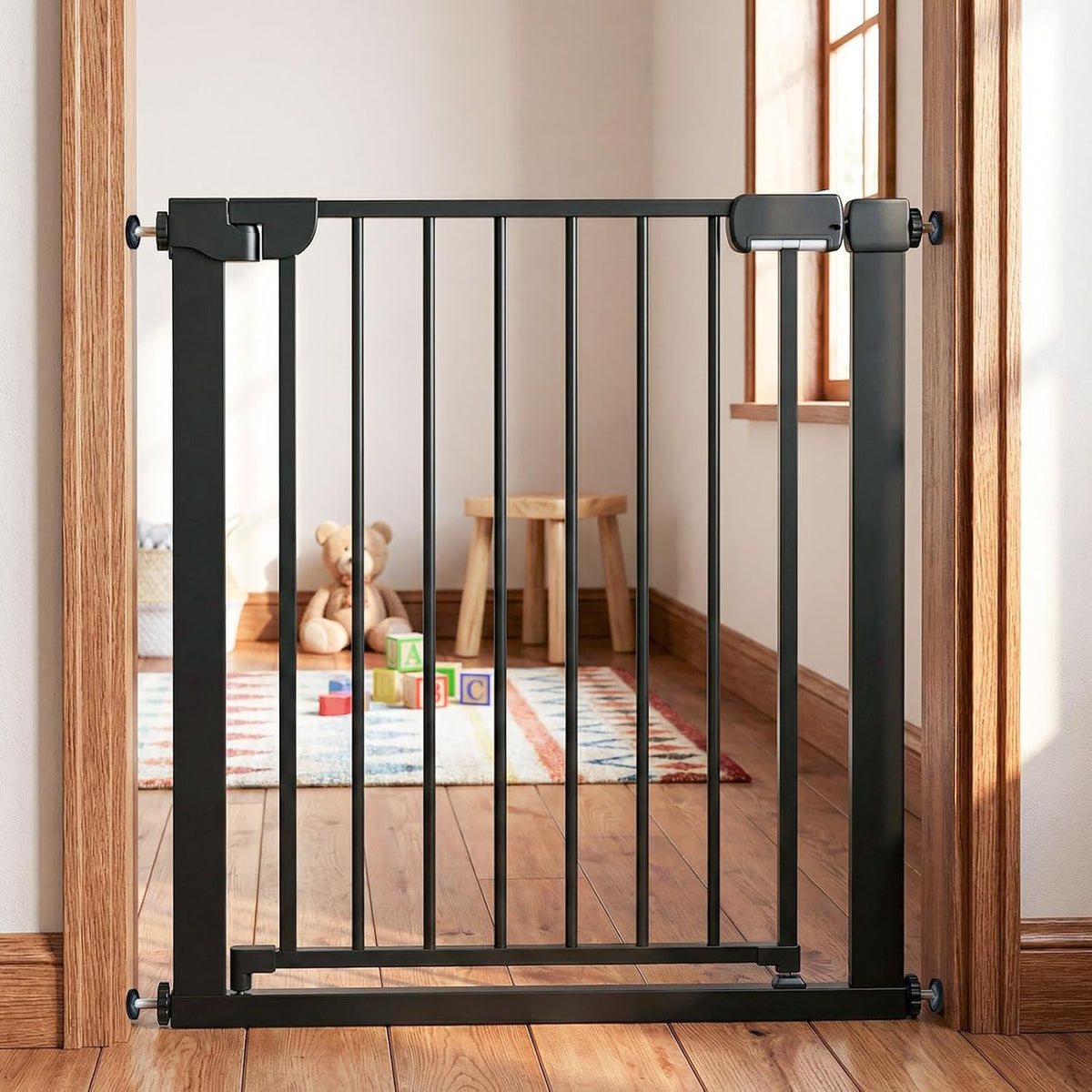 75–82 cm Auto-Close Baby & Pet Safety Gate