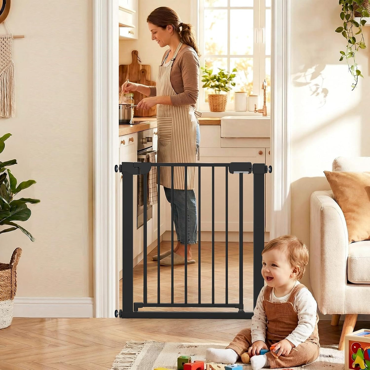 75–82 cm Auto-Close Baby & Pet Safety Gate