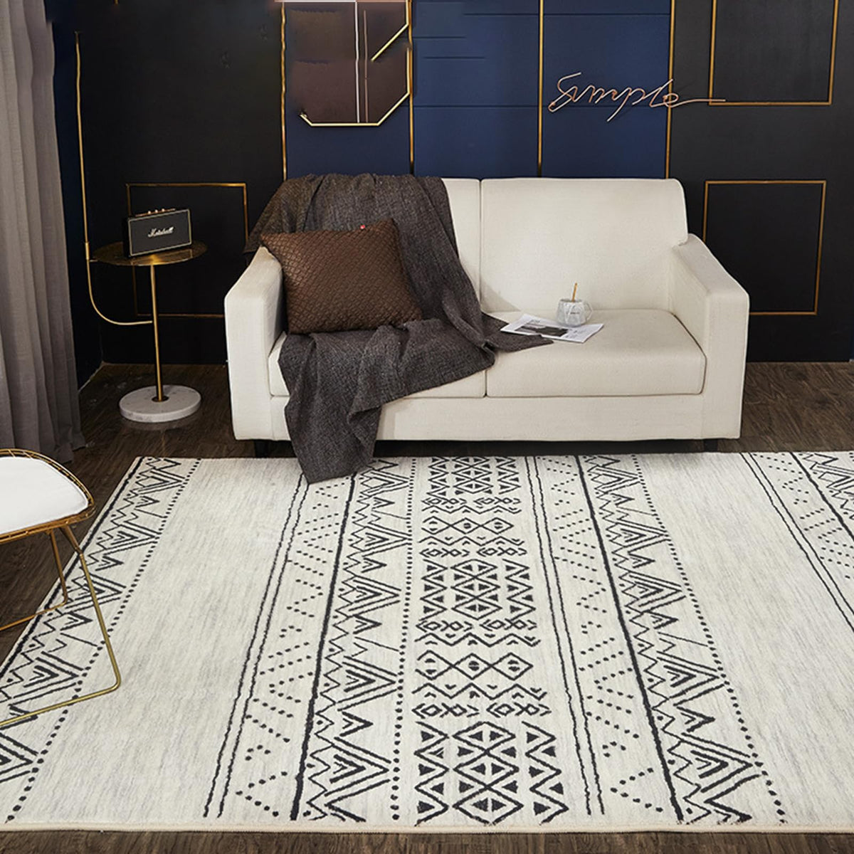 160 × 230 cm Moroccan Geometric Short-Pile Area Rug