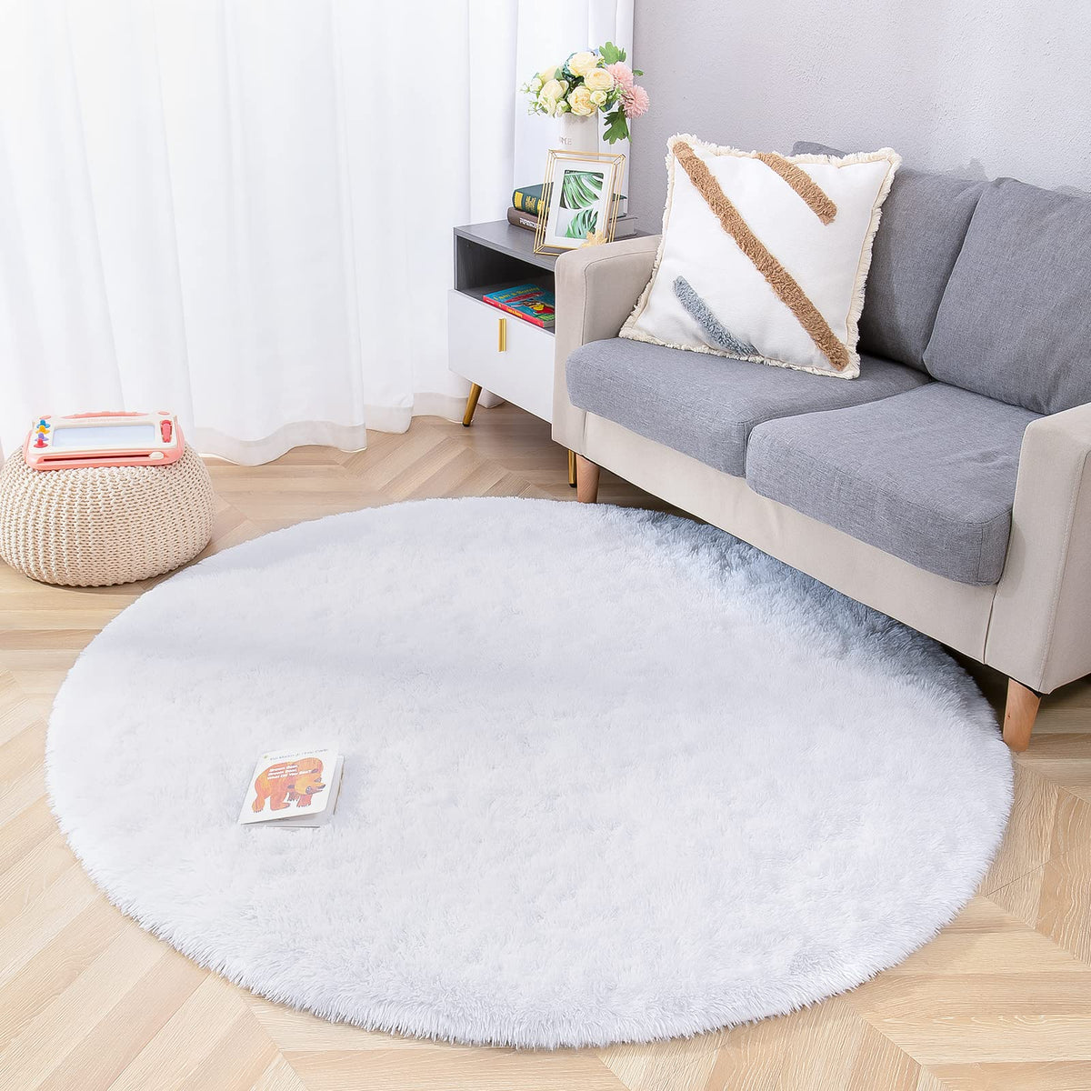 120 cm Round White Fluffy Shag Rug