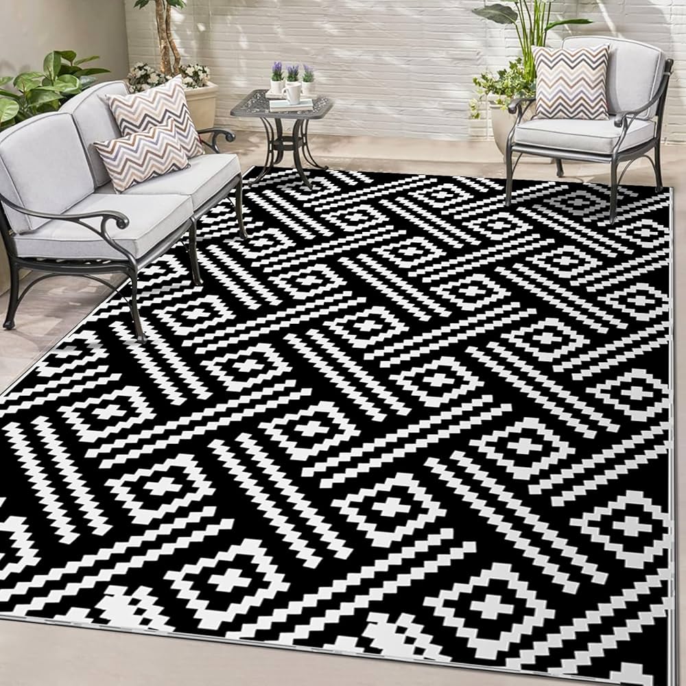 150 × 245 cm Reversible Outdoor Rug with Carry Bag