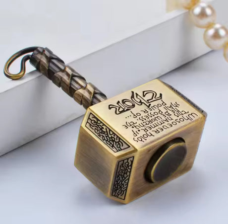 Superhero Battle Hammer Fidget Hand Spinner Metal The Mighty Mjolnir Fingertip Keychain Toy Stress Relief Toys For Kids Gifts