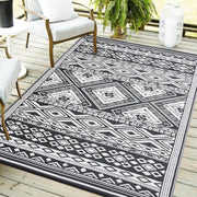 180 × 270 cm Reversible Plastic-Straw Outdoor Rug