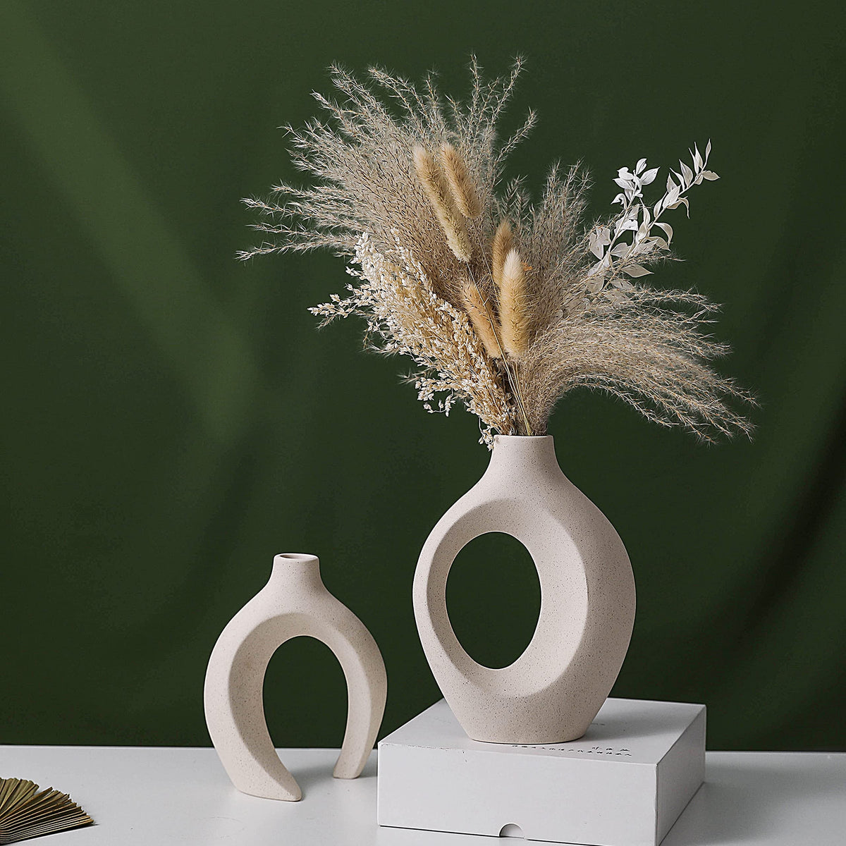 2-Piece White Ceramic Donut Vase Set