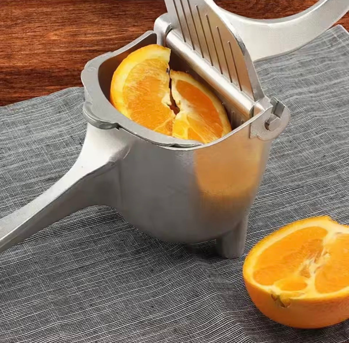 Heavy-Duty Manual Citrus Juicer