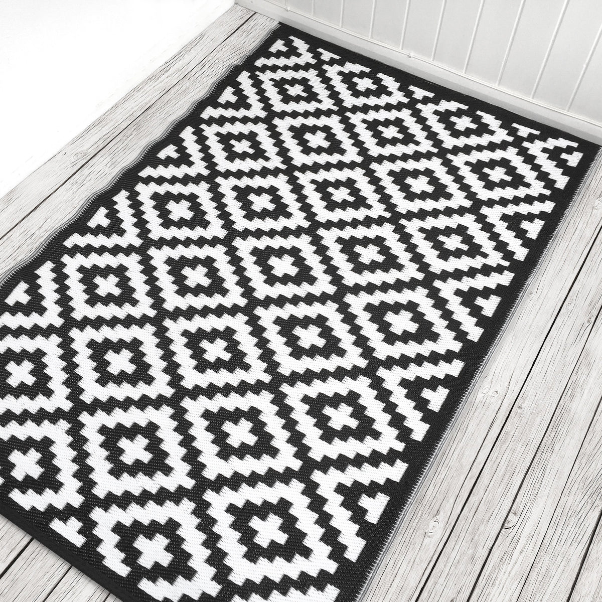 180 × 270 cm Nirvana Reversible Plastic Outdoor Rug