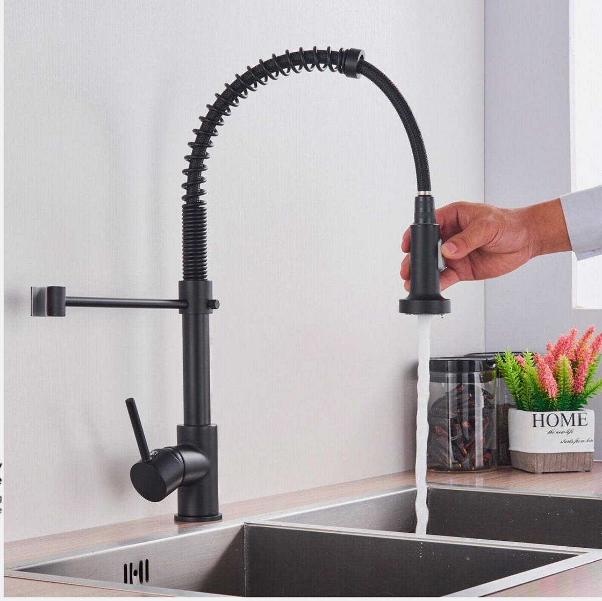 Black Pull-Out Kitchen Mixer Tap – 360° Swivel