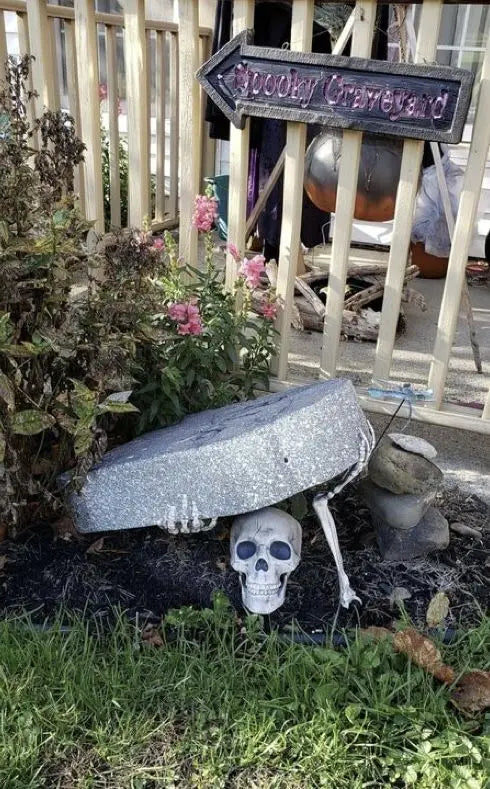 Halloween decor Skeleton Stakes Halloween Realistic Skull Skeleton Head Human Hand Arms for Halloween Party Home Garden Lawn