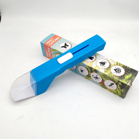 Bug Catcher Quick Release Insect Catching Tool Humane Insect Observer with Clear Window Contactless Bug Catching Container