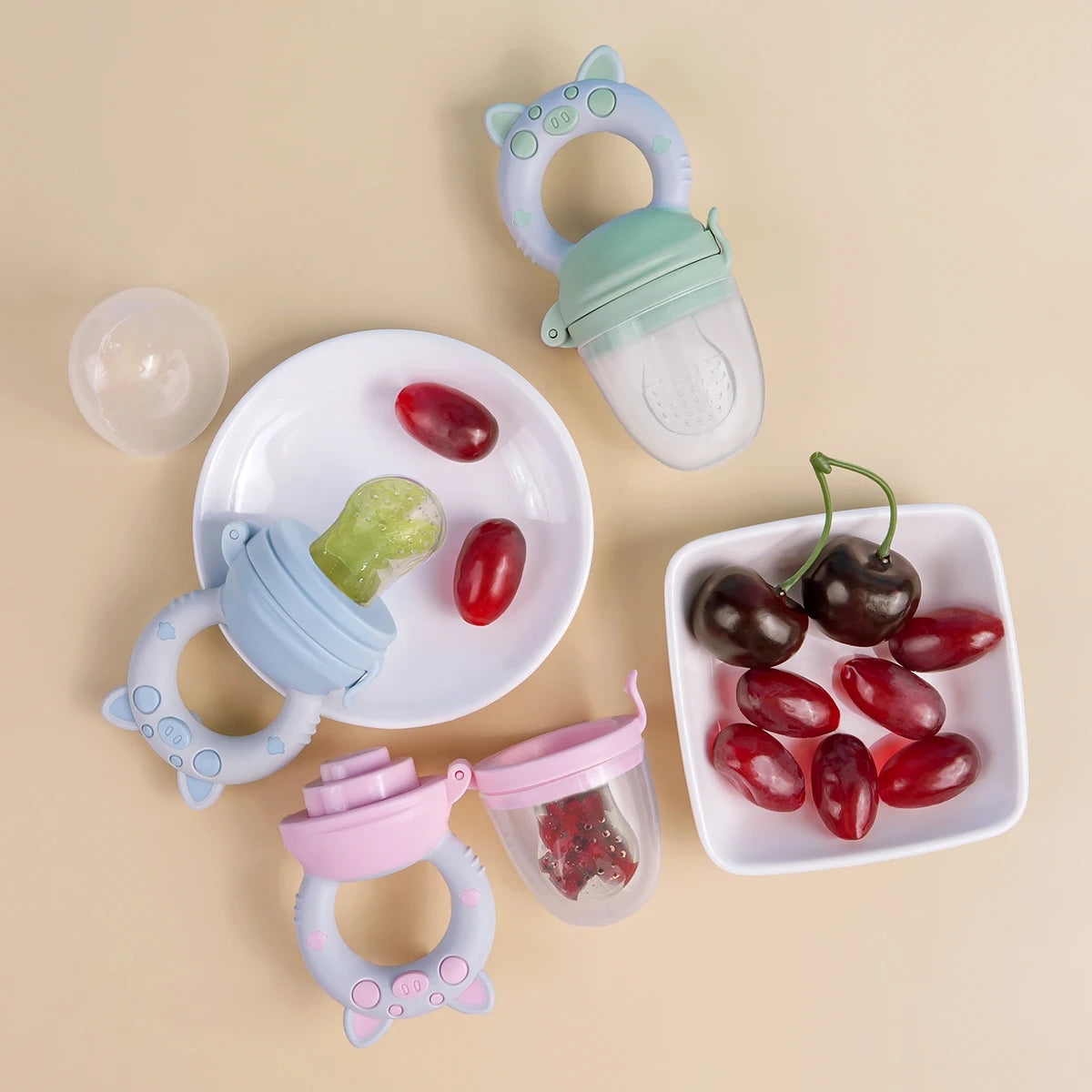 4pcs/set Silicone Fruit & Vegetable Feeder for Infants and Toddlers 6-36 months Food Grade Teething & Feeding Pacifier