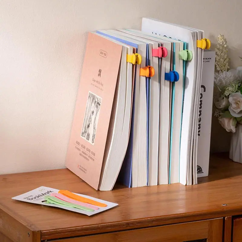 Clip-On Silicone Page-Following Bookmark – 9 Options