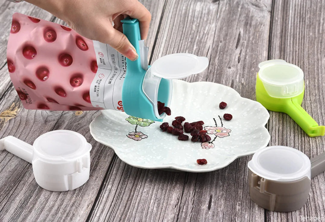 Food Bag Sealing Clip with Pour Spout – 6 Colours