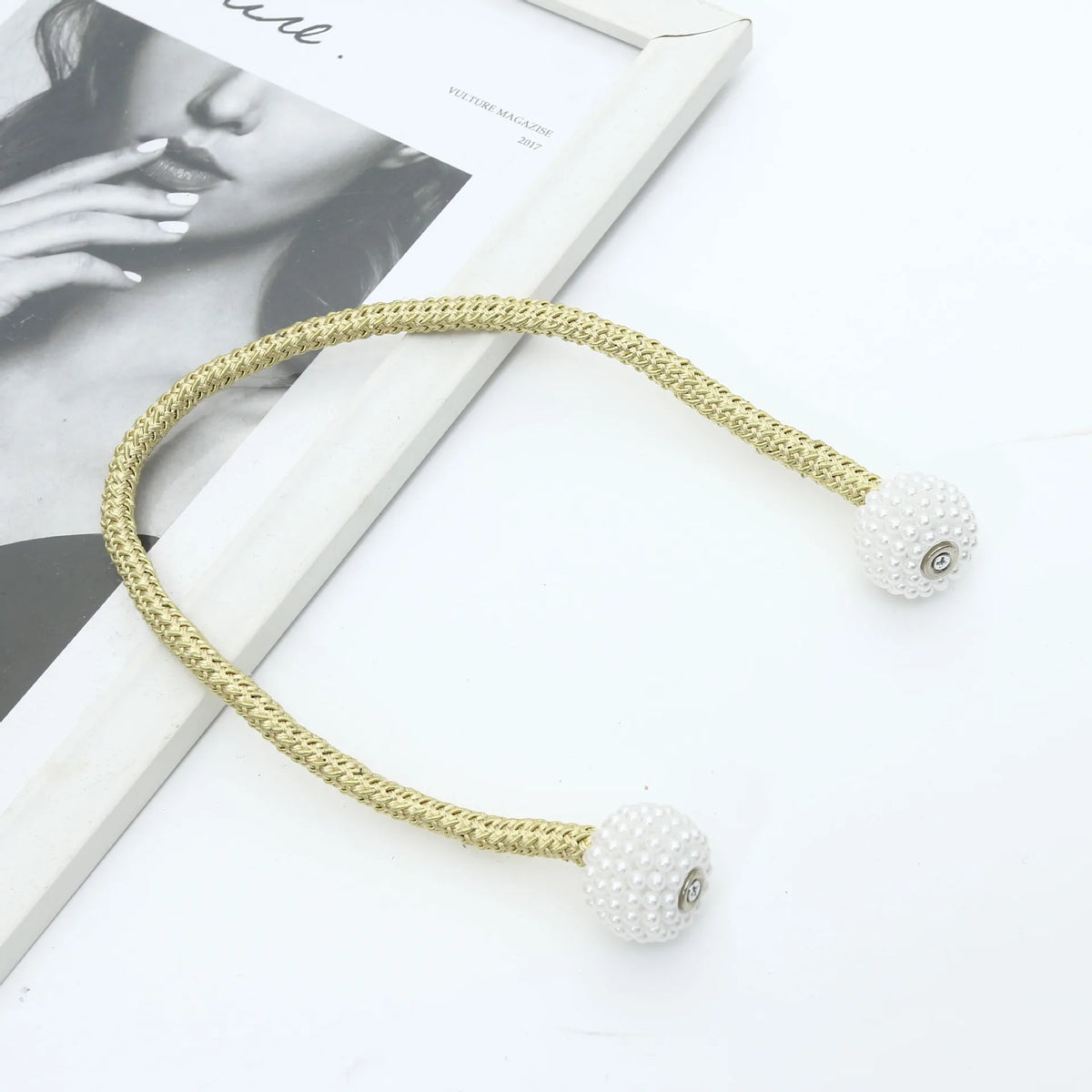 Magnetic Pom-Pom Curtain Tieback – 10 Colours