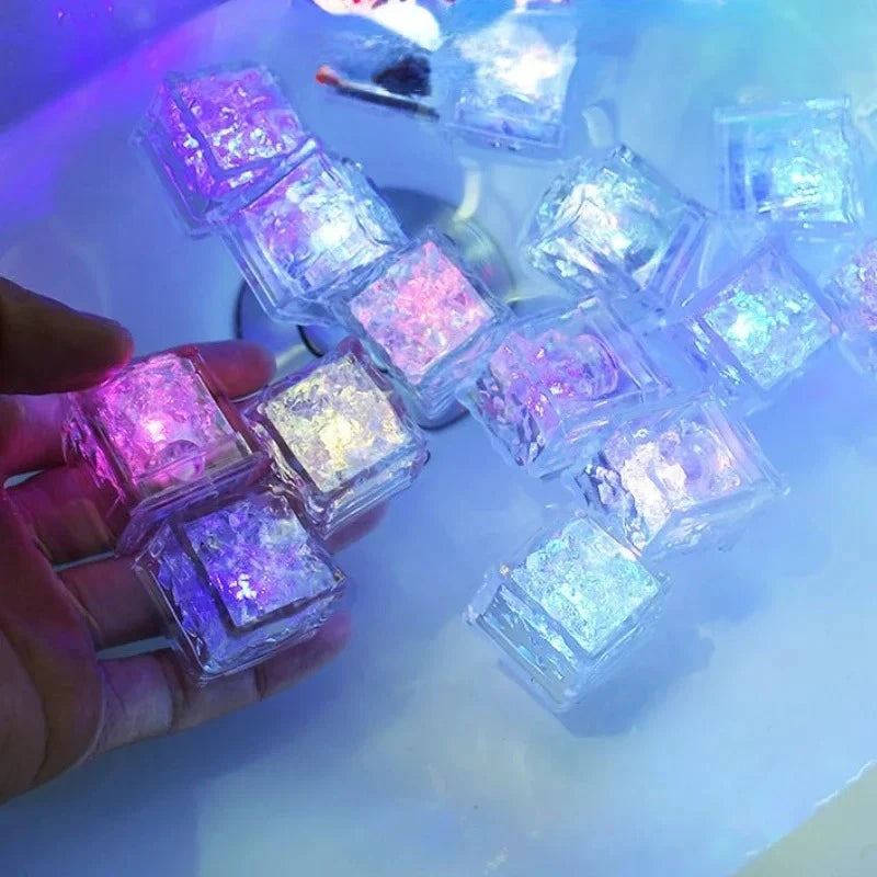 6/12PCS Kids Bath Toy Simulation Ice Cube Liquid Water Sensor Reusable Glowing Flashing Ice Cube for Bathtub, Swimming Pool