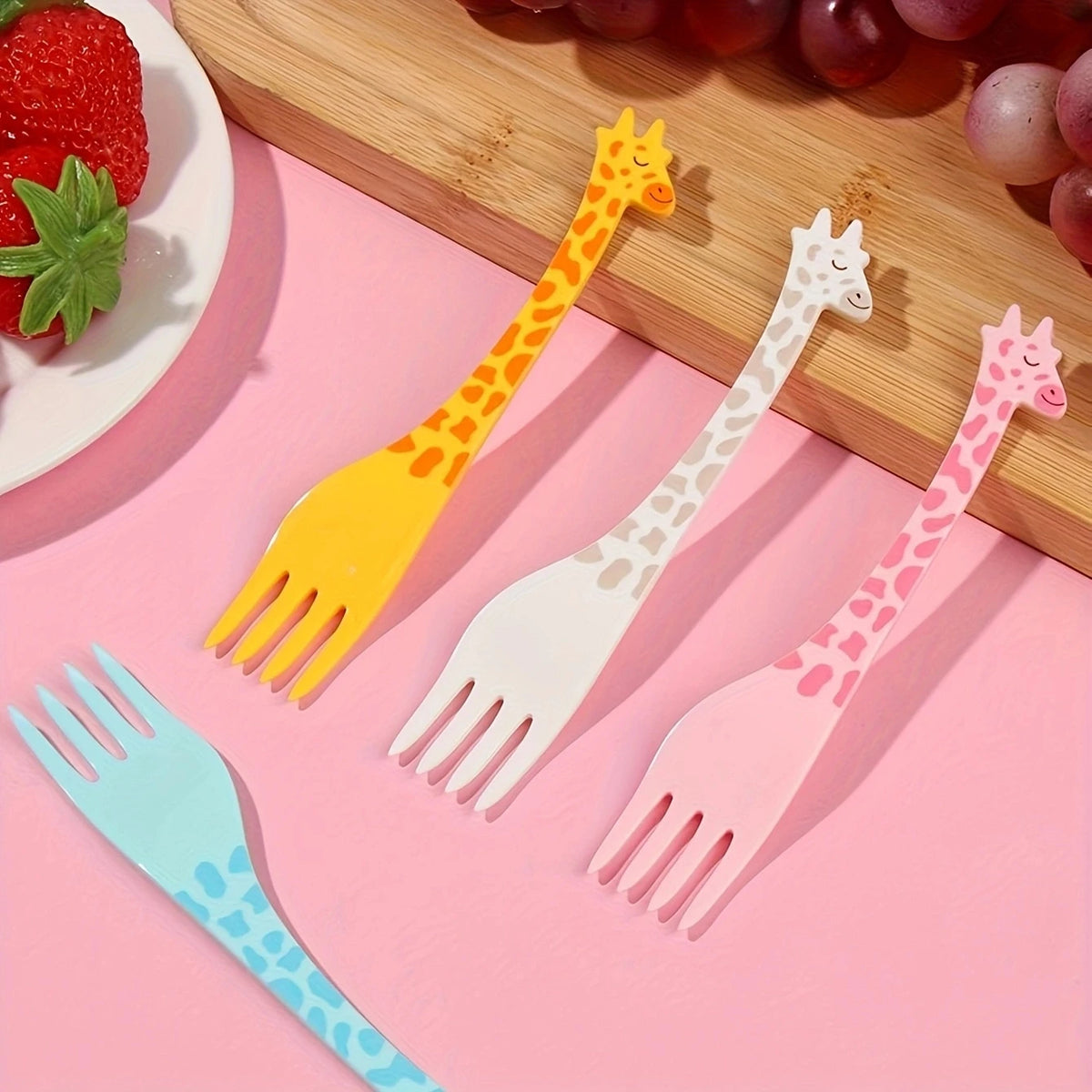 12pcs - Reusable Giraffe Exquisite Fruit Fork - Perfect for Snacks, Cakes, and Fruit Decoration - Perfect for Outdoor Use