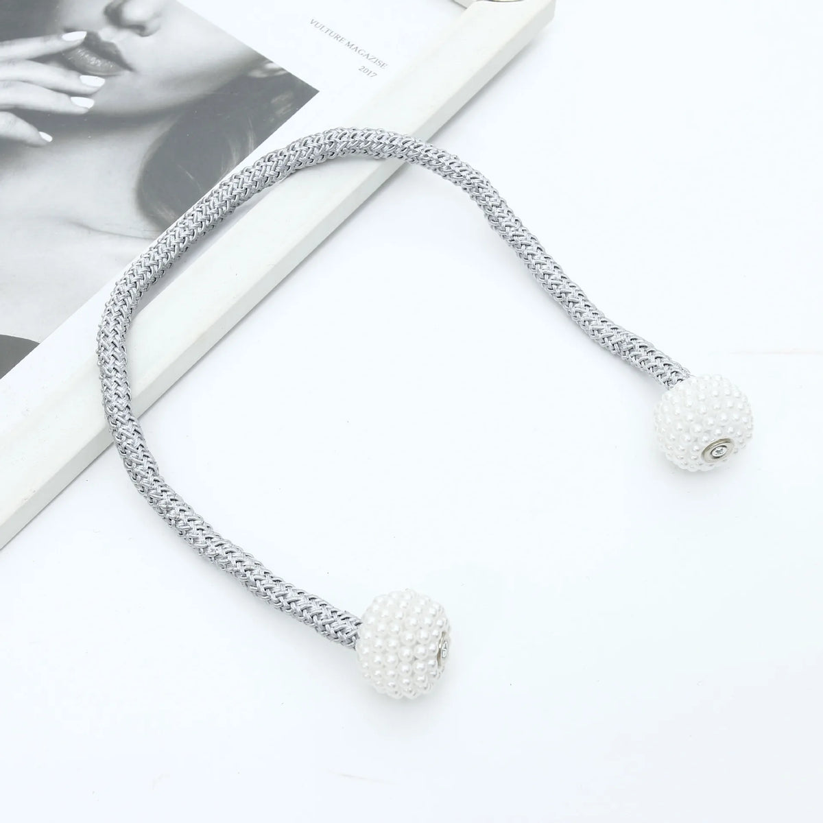 Magnetic Pom-Pom Curtain Tieback – 10 Colours