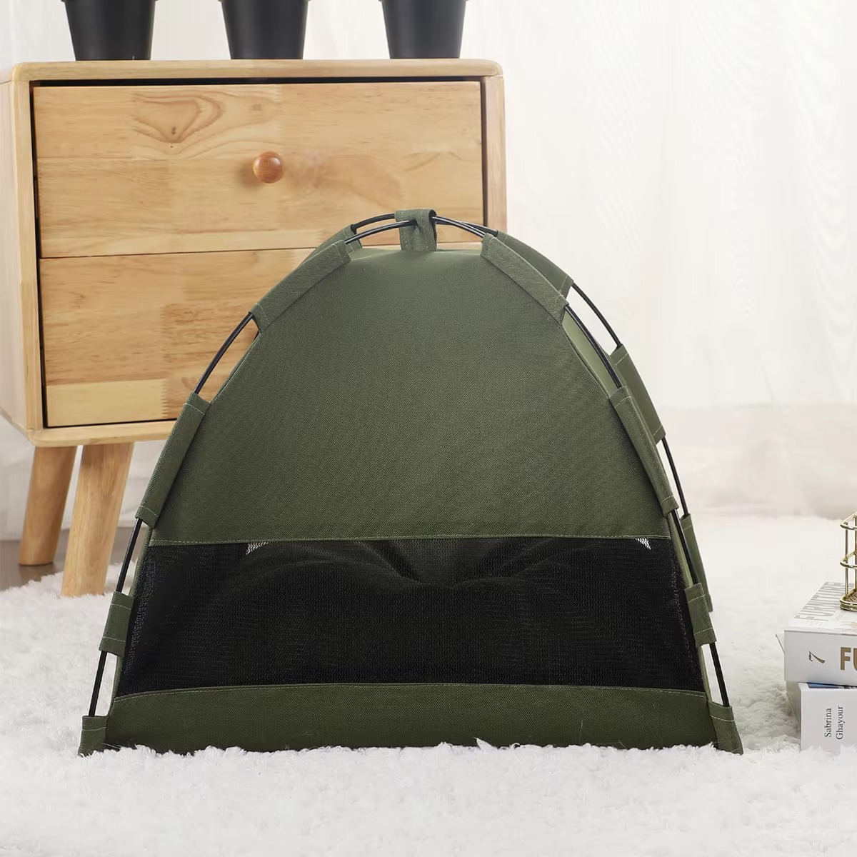 Warm Clamshell Pet Tent Bed