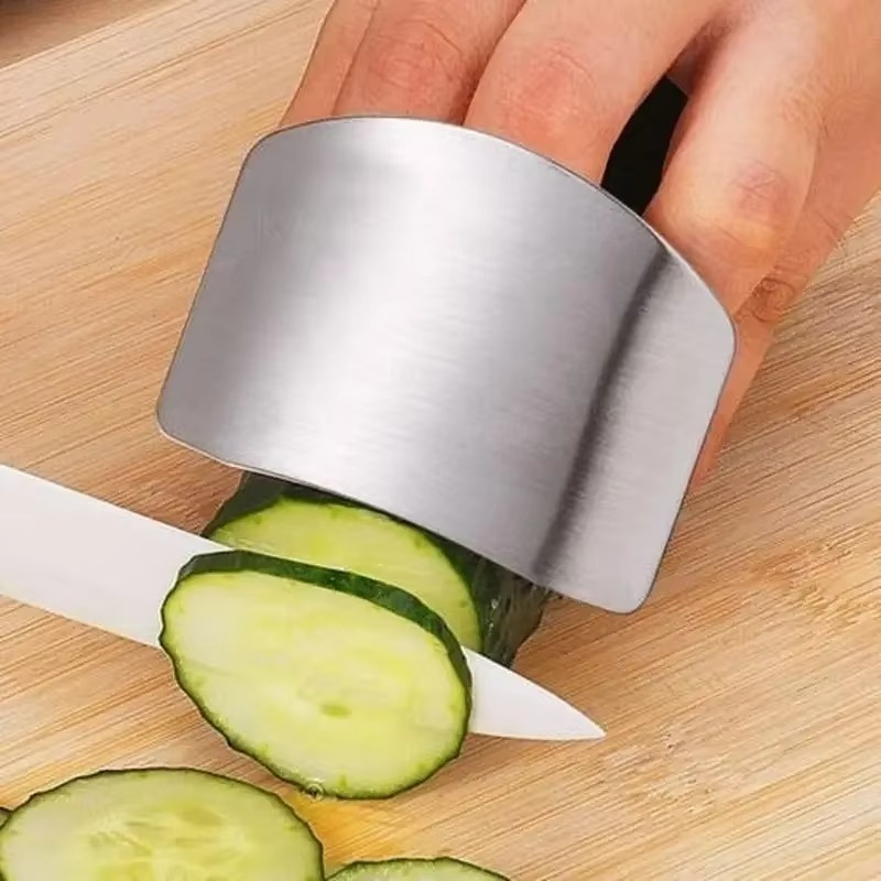 Stainless-Steel Finger Guard for Knife Preparation