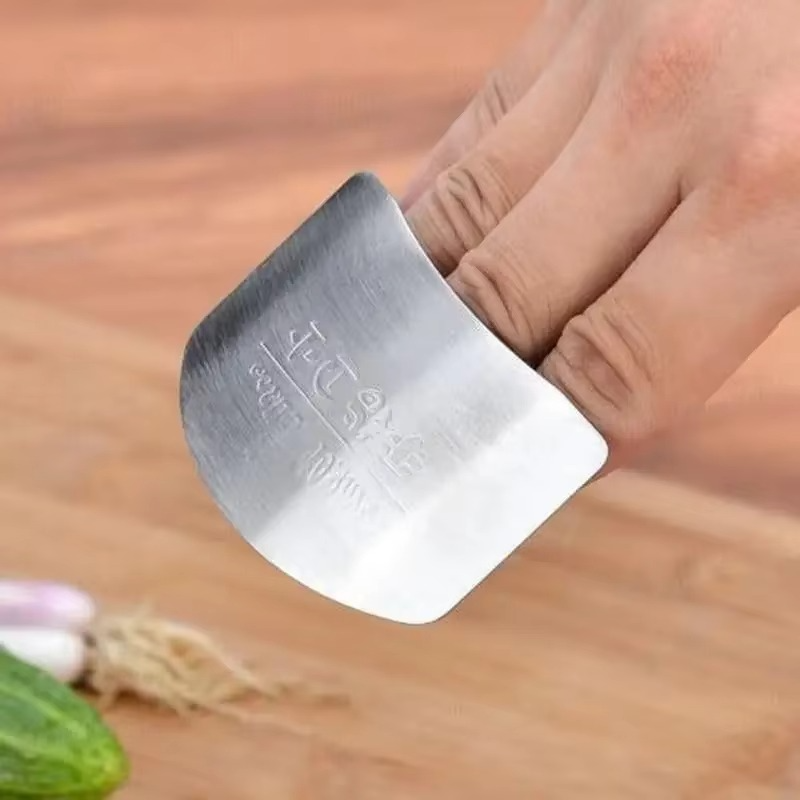 Stainless-Steel Finger Guard for Knife Preparation