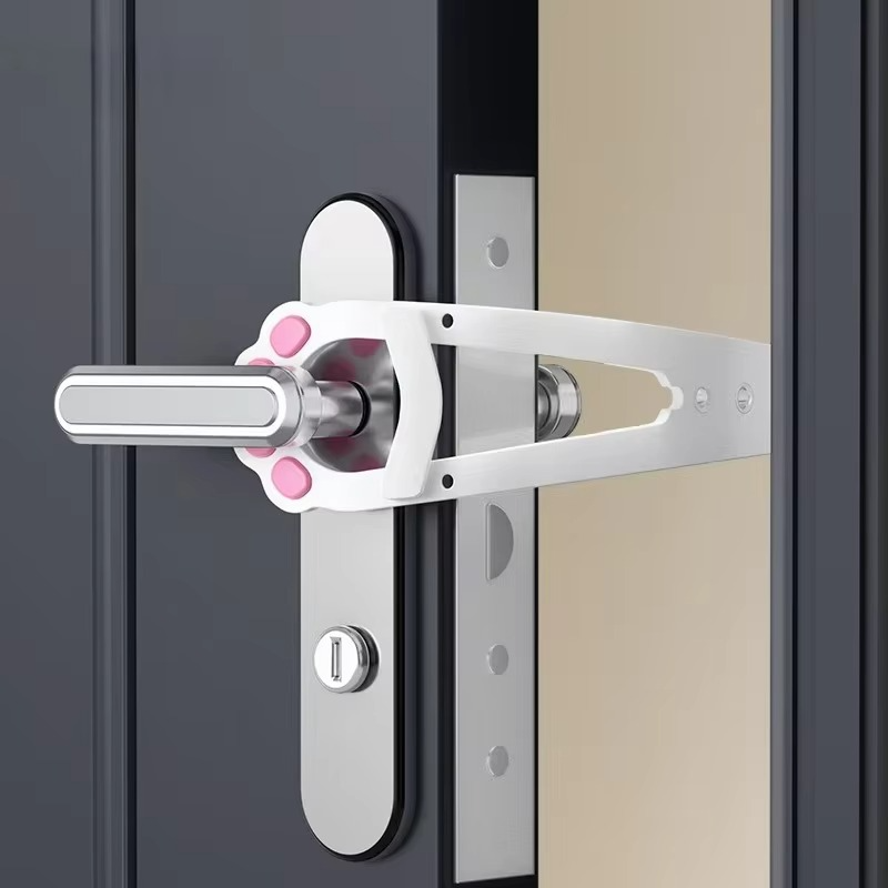 Adjustable Pet Door Latch Strap for Cat Access