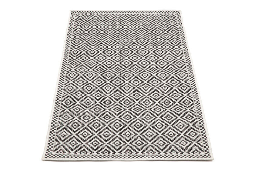 Black & White Diamond Polypropylene Outdoor Rug