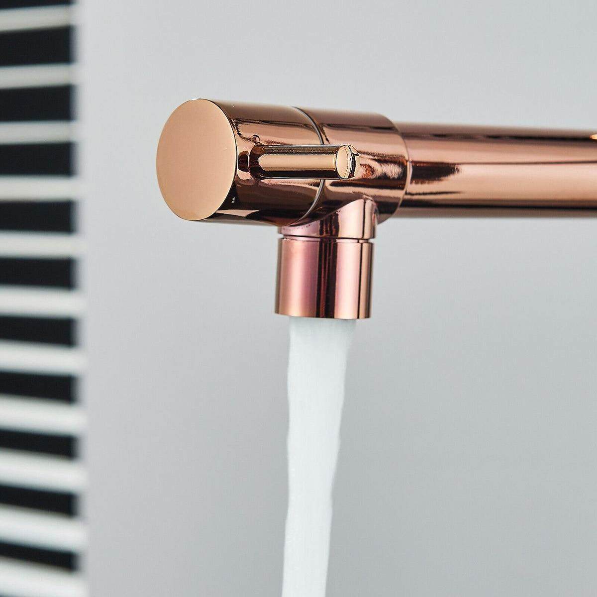 Black & Rose Gold Pull-Out Kitchen Mixer Tap