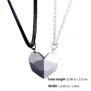 Veemoon Magnetic Split-Heart Couple Necklace Set