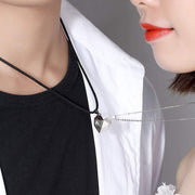 Veemoon Magnetic Split-Heart Couple Necklace Set