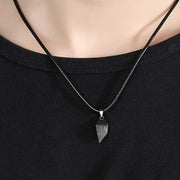 Veemoon Magnetic Split-Heart Couple Necklace Set