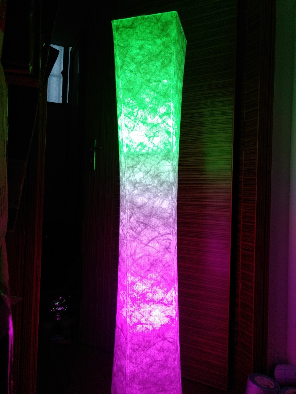 Design Floor Lamp, LEONC Standing Lamp, RGB 7 Colours, 10 Levels Brightness, Remote Control